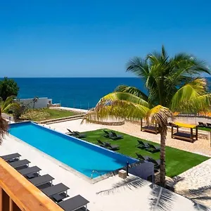 https://samsara-cliff-resort-spa.hotelsmontegobay.org