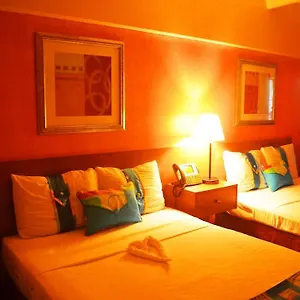 https://the-suites-ocho-rios.comcaribbean.com