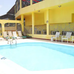 https://executive-shaw-park-guest-house.comcaribbean.com